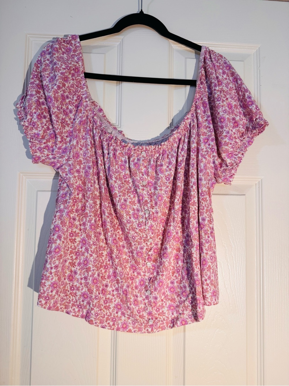 American Eagle Outfitters Pink Floral Puff-Sleeve Peasant Top Off shoulder